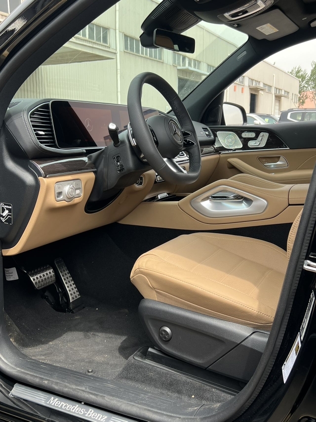 GLS450本家现车优惠10万可按揭开元
