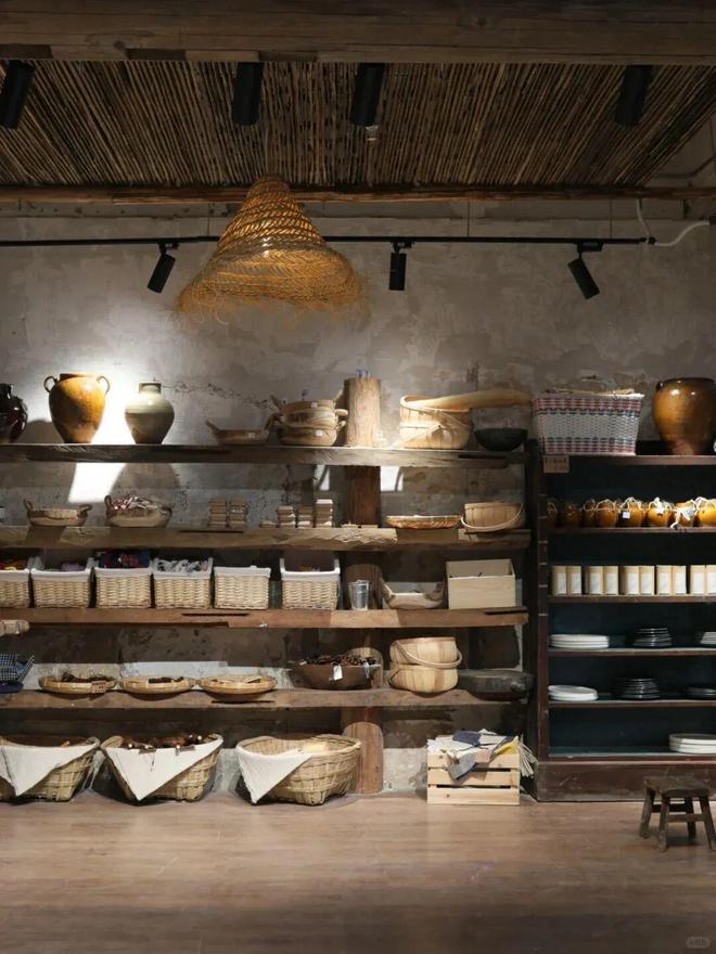 意：从文化再造到当代生活提案开元棋牌试玩民艺品牌的新生(图6)