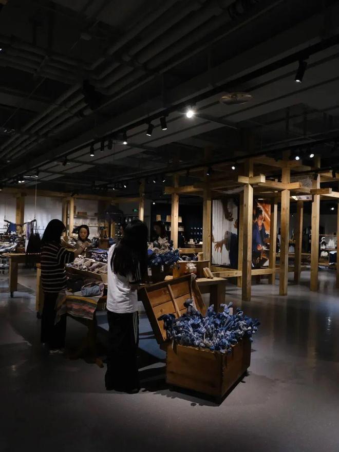 意：从文化再造到当代生活提案开元棋牌试玩民艺品牌的新生(图22)